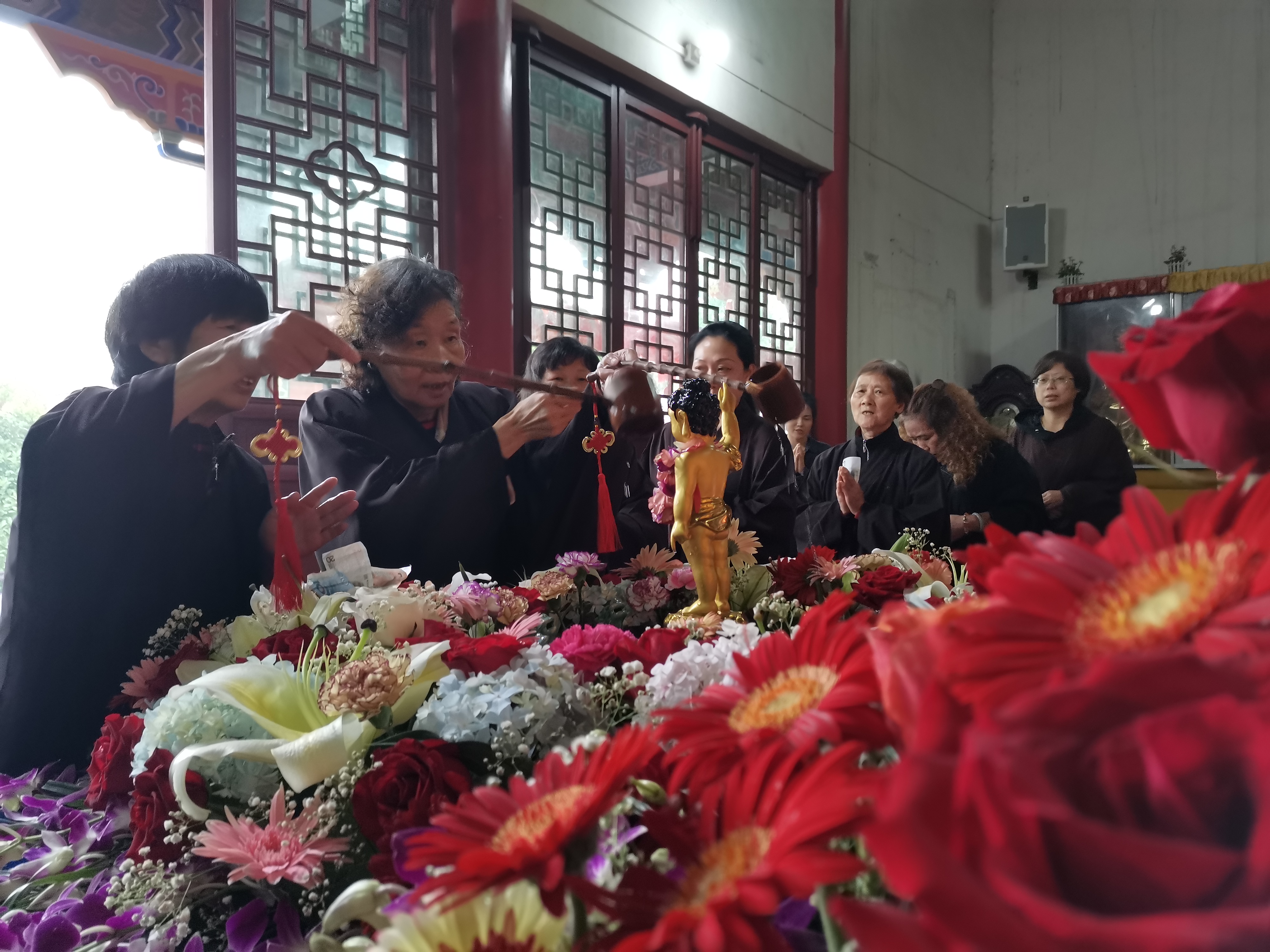 2468顺发彩票释迦牟尼佛圣诞法会圆满